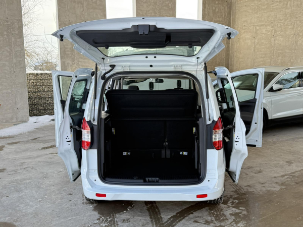 FORD TOURNEO COURIER / 1.5 / Duratorq TDCI DV5